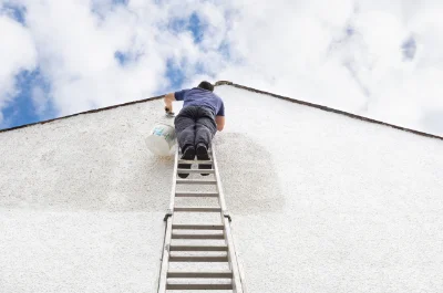 Peinture extérieure à Espèche — façades et ravalement